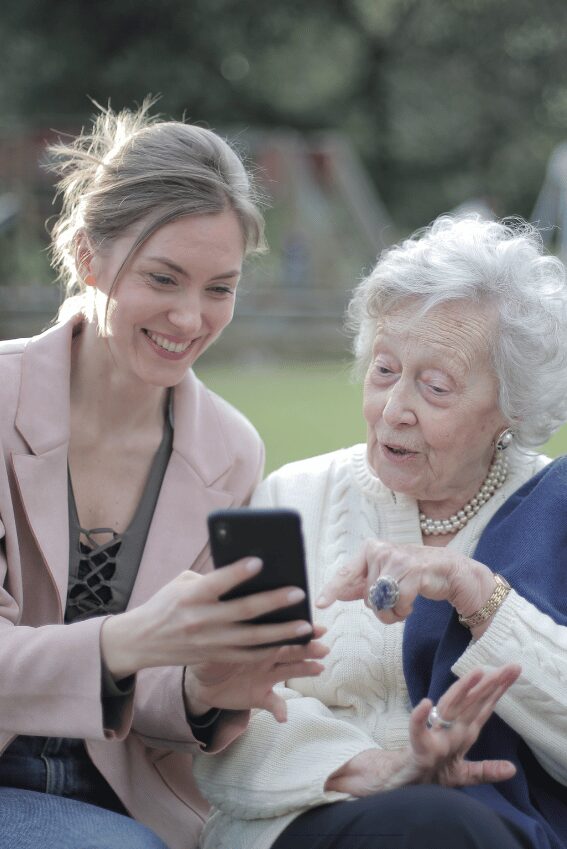 Alzheimer w rodzinie – jak rozmawiać z dziećmi o chorobie bliskiej osoby?