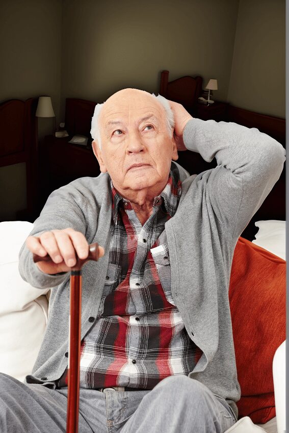 Zaburzenia snu w chorobie Alzheimera – jak poradzić sobie z bezsennością i nocnymi wędrówkami chorego?