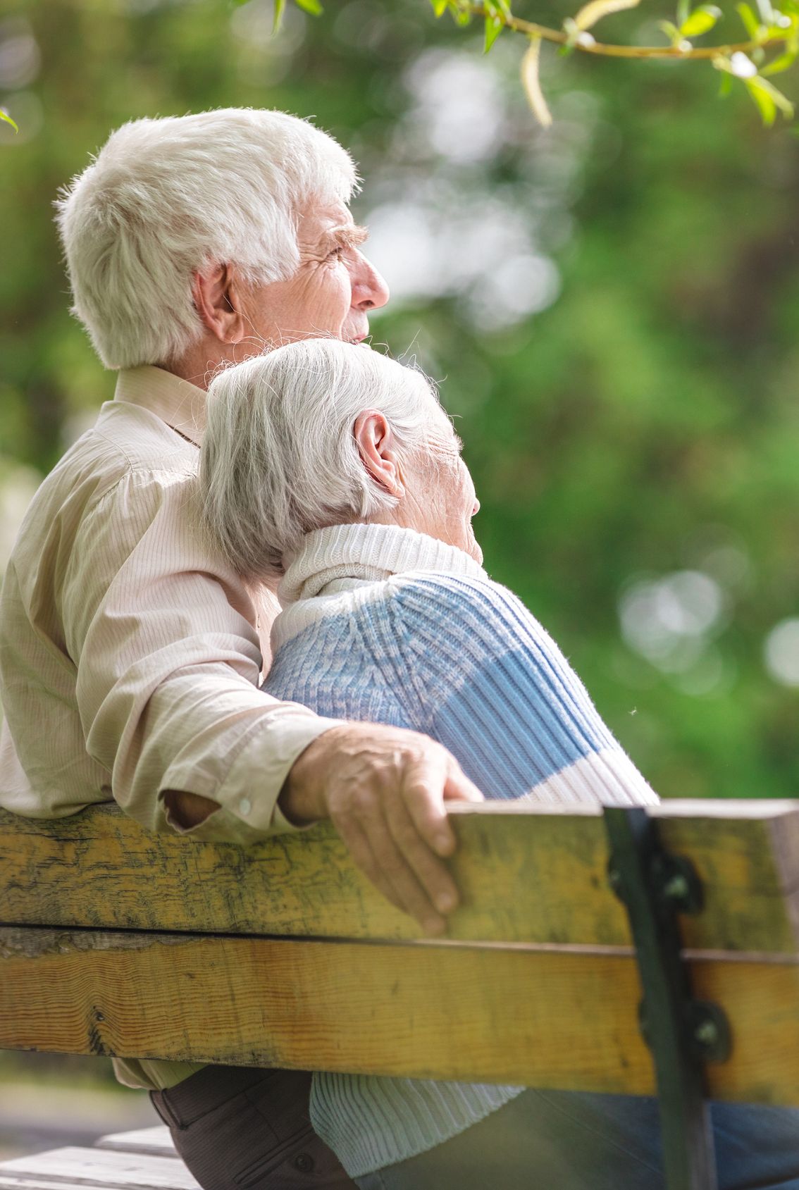 Dom opieki dla małżeństw – jak wygląda wspólne zamieszkanie seniorów w jednej placówce?